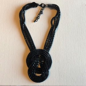 Black bead express necklace